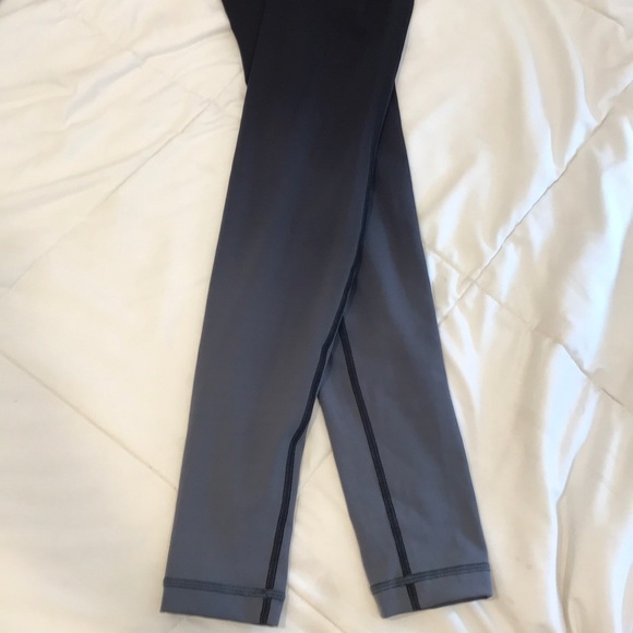 ❌SOLD Lululemon HiRise Wunder Under Black ombré 4 - Picture 5 of 6